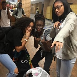 Meet your Posher, Carmen